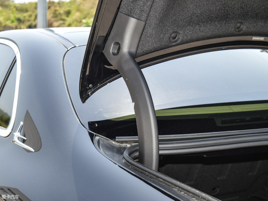 2017YE E 320L 4MATIC