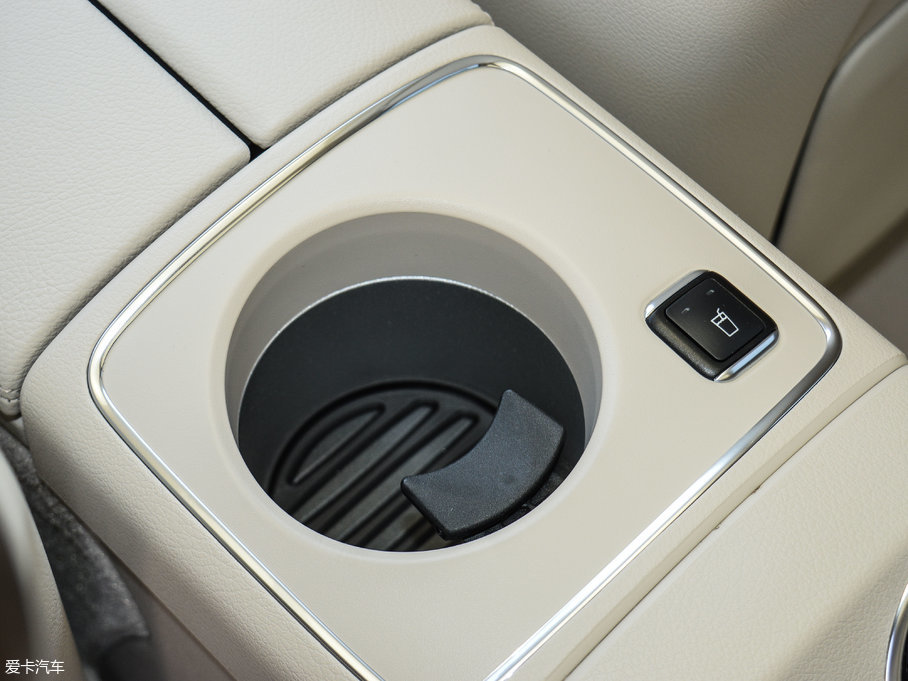 2017YE E 320L 4MATIC