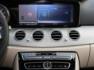 2017E 200 4MATIC \Ӱ {L