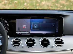 2017E 200 4MATIC \(yn)Ӱ п؅^(q)