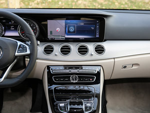 2017E 200 4MATIC \Ӱ п_