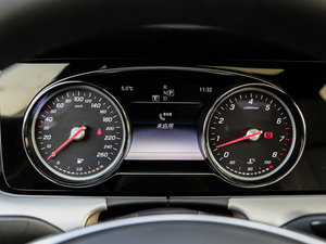 2017E 200 4MATIC \Ӱ x