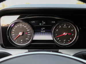 2017E 200 4MATIC \(yn)(dng) x