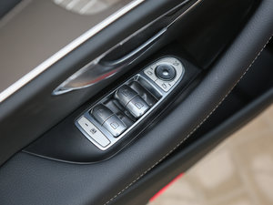 2017E 200 4MATIC \(yn)(dng) {܇ƅ^(q)	