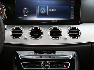 2017E 200 4MATIC \Ӱ {L