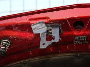 2017E 200 4MATIC \(yn)(dng) 