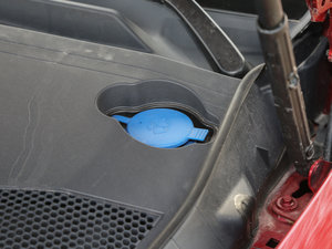 2017E 200 4MATIC \(yn)(dng) 