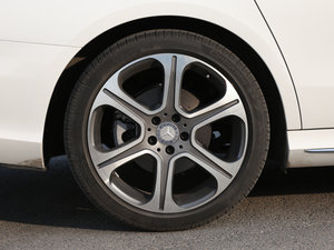 2017E 200L 4MATIC \ ݆Ȧ