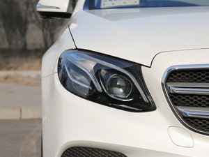 2017E 200L 4MATIC \ ^