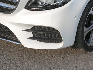 2017E 200L 4MATIC \ ^