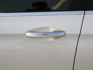 2017E 200L 4MATIC \ {T