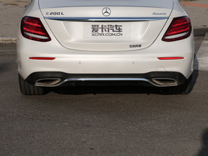 2017E 200L 4MATIC \ Ś