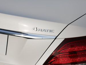 2017E 200L 4MATIC \ ^