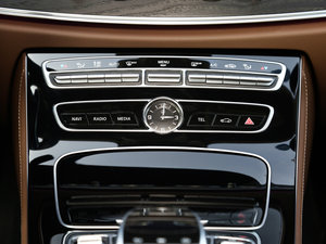 2017E 200L 4MATIC \(yn) п؅^(q)