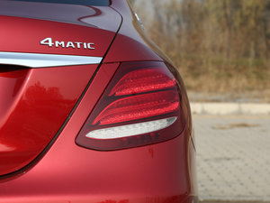 2017E 320L 4MATIC \ β