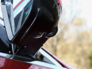 2017E 320L 4MATIC \ ^