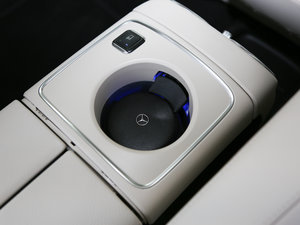 2017E 320L 4MATIC \ g