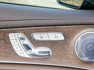 2017E 200L 4MATIC {{