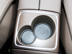 2017E 200L 4MATIC п؅^