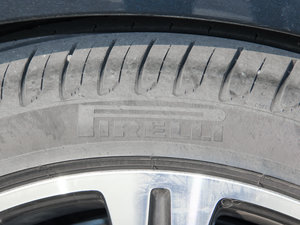 2017E 320L 4MATIC ݆̥Ʒ