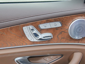 2017E 320L 4MATIC {{