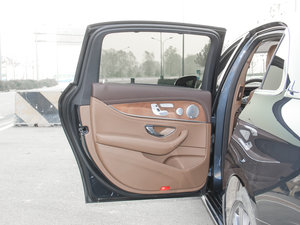 2017E 320L 4MATIC ܇T