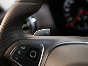 2017E 320L 4MATIC п؅^