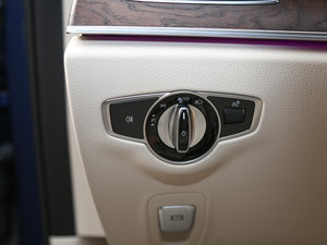 2017E 320L 4MATIC п؅^