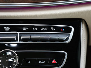 2017E 320L 4MATIC п؅^