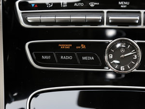 2017E 320L 4MATIC п؅^