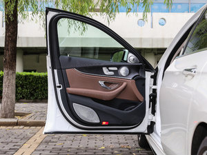 2017E 320L 4MATIC \ {λ܇T