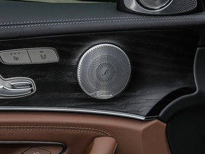 2017款E 320L 4MATIC 运动型 空间座椅
