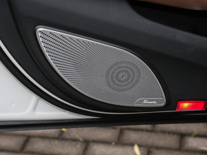2017款E 320L 4MATIC 运动型 空间座椅