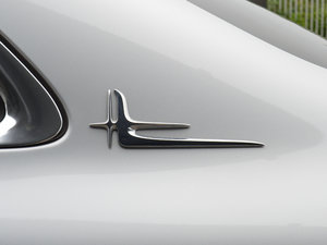 2017E 200L 4MATIC \ ^