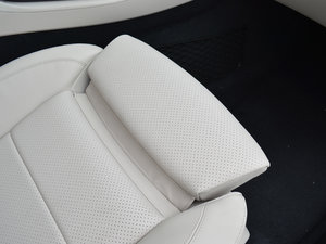 2017E 200L 4MATIC \ g