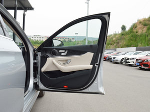 2017E 200L 4MATIC \ g