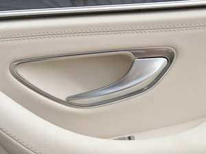 2017E 200L 4MATIC \ g