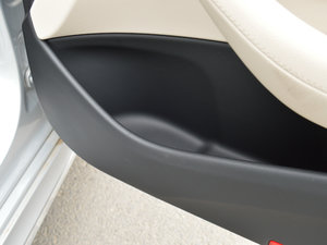 2017E 200L 4MATIC \ g