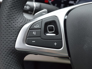 2017E 200L 4MATIC \ п؅^