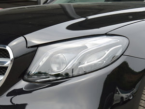 2017E 320L 4MATIC \ ^