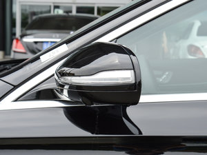 2017E 320L 4MATIC \ ^