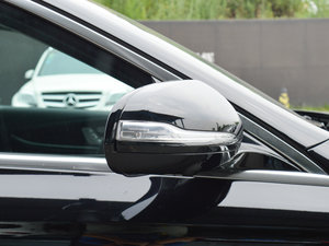 2017E 320L 4MATIC \ ^