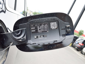 2017E 320L 4MATIC \ ^