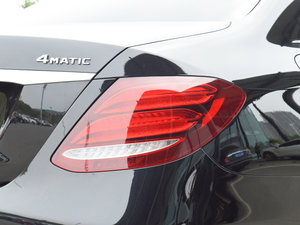 2017E 320L 4MATIC \ ^