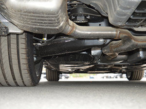 2017E 320L 4MATIC \ ^