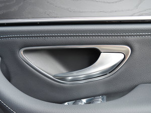 2017E 320L 4MATIC \(yn) g