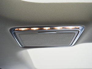 2017E 320L 4MATIC \ g