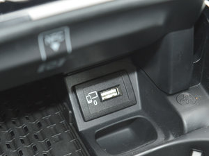 2017E 320L 4MATIC \ g