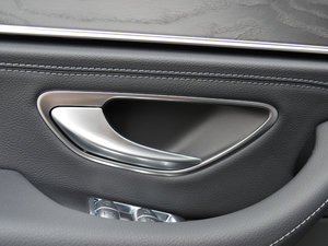 2017E 320L 4MATIC \ g