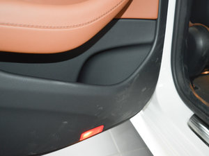 2017Ŀ E 200 4MATIC \ g